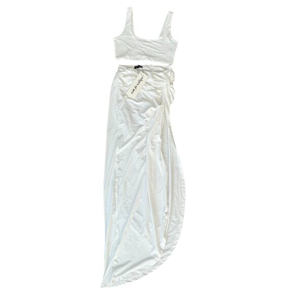 Edges of Her Crop Top and High Slit Asymmetrical Skirt Set White Size L - Picture 2 of 6